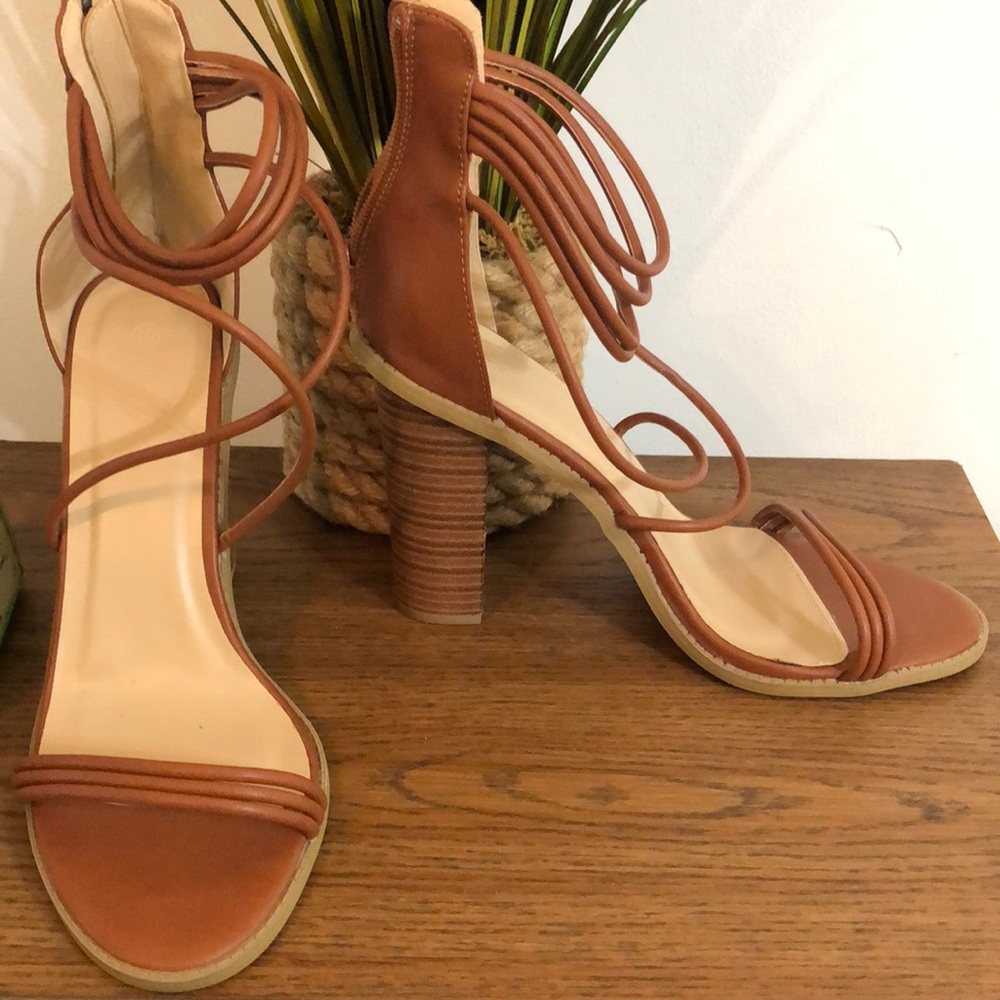 Wild diva straps sandals
